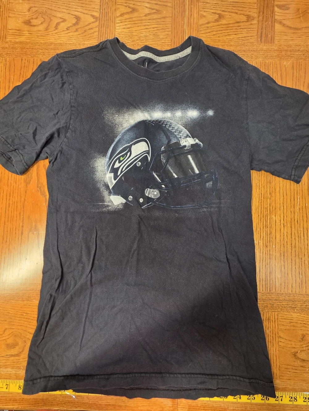 Nike Seattle Seahawks Shirt Mens Small Black NFL Football Short Sleeve